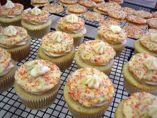Dairy-free, Egg-Free, Nut-free Sugar Cookie Cupcakes
