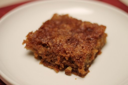 This delicious dairy-free, egg-free cake can also be made gluten-free witch excellent results.